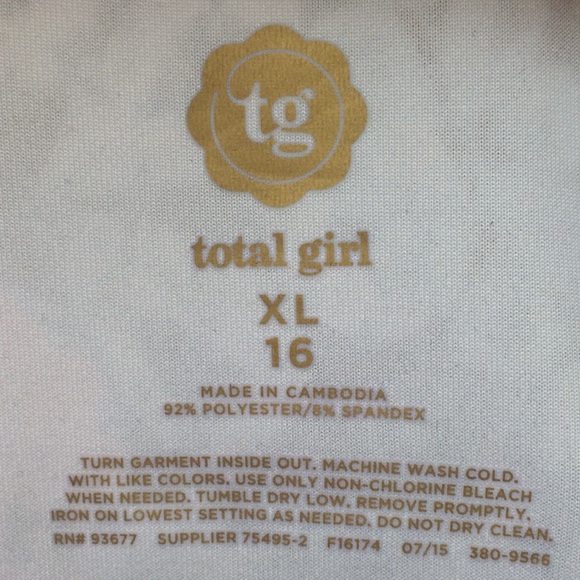 Total Girl•XL 16•above knee•dress•Cambodia - Picture 5 of 8